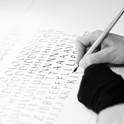 Lieve Cornil Lettering Courses - Lettering Fundamentals - Writing Roman Capitals